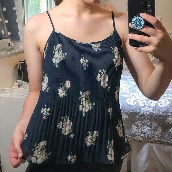 SOLD***Abercrombie & Fitch navy floral ribbed tank - Picture 10 of 10